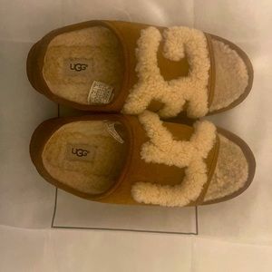 Ugg slippers